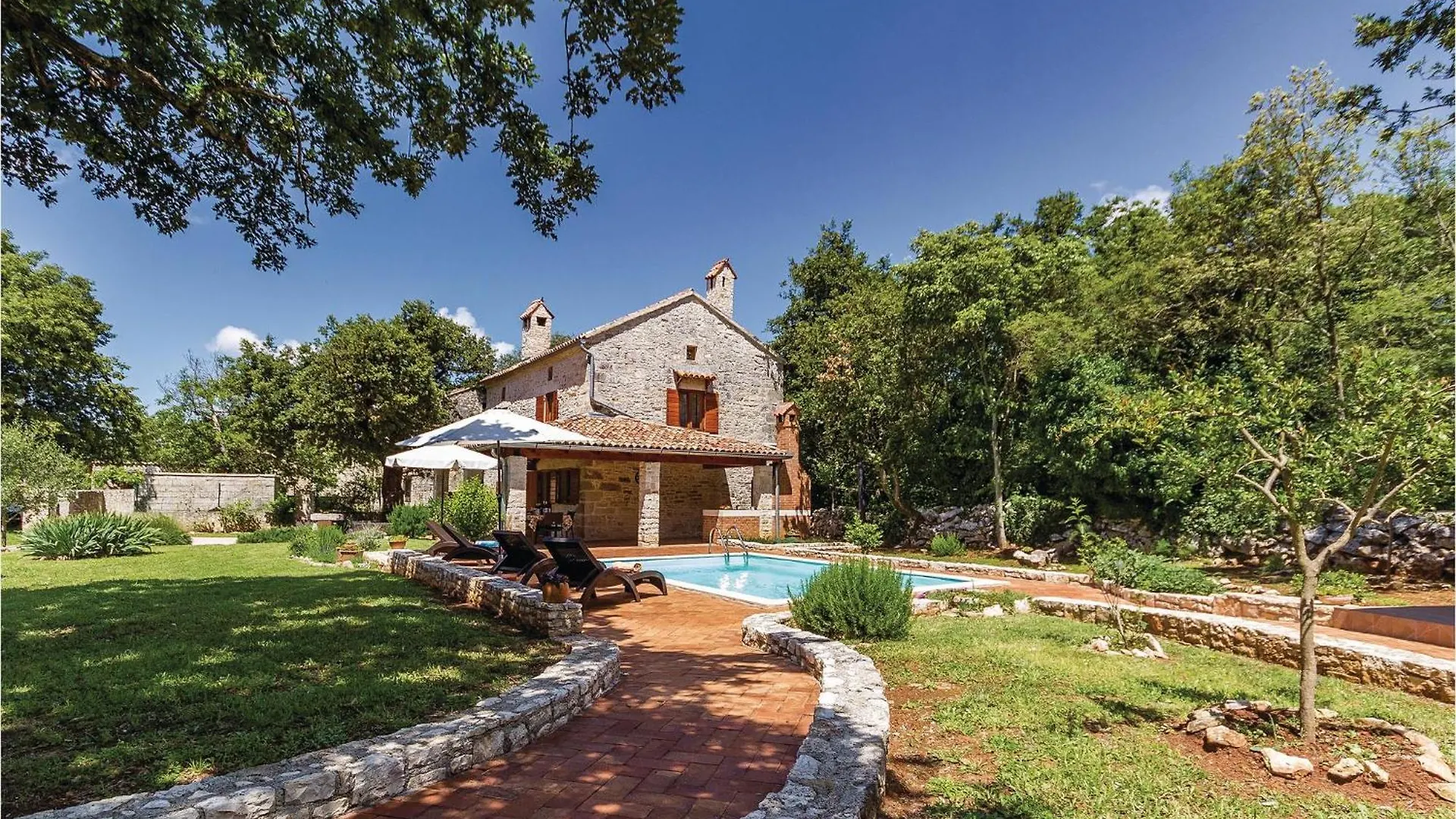 Lovely Home In Klarici With Kitchen Jursici
