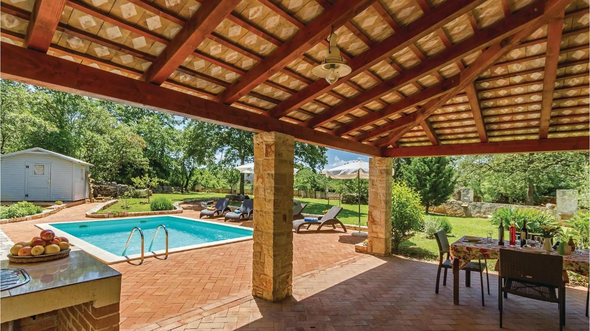 Lovely Home In Klarici With Kitchen Holiday home