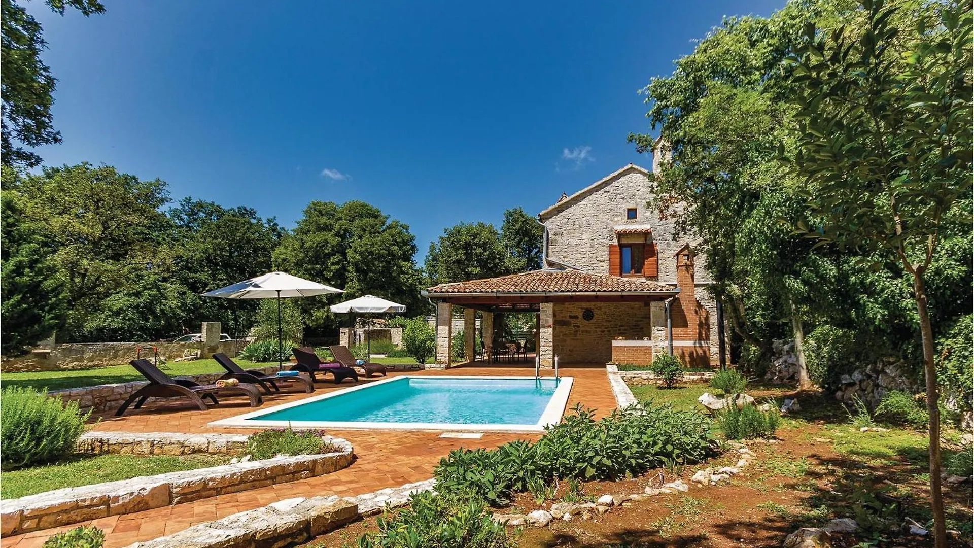 Lovely Home In Klarici With Kitchen