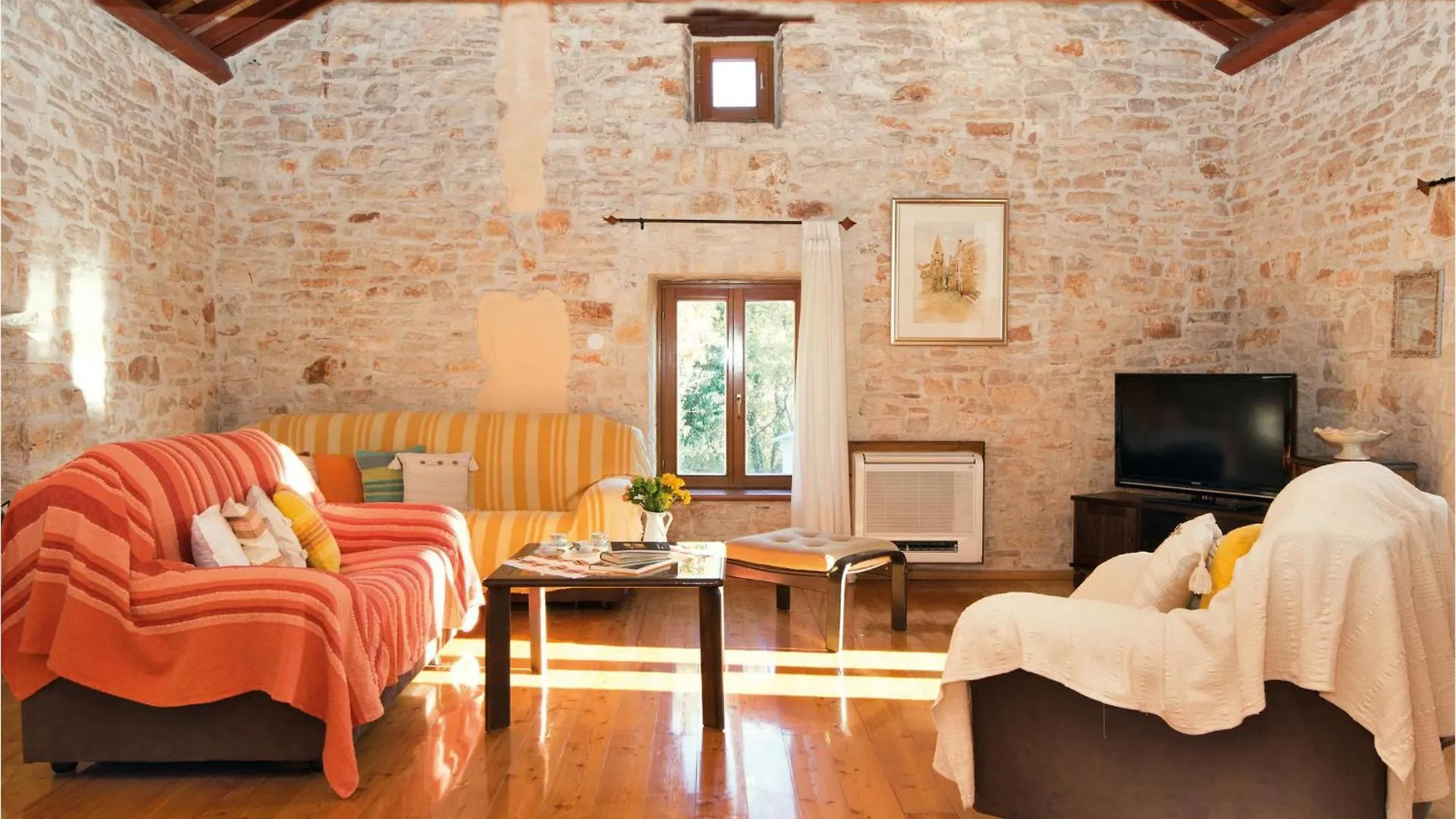 Lovely Home In Klarici With Kitchen Jursici