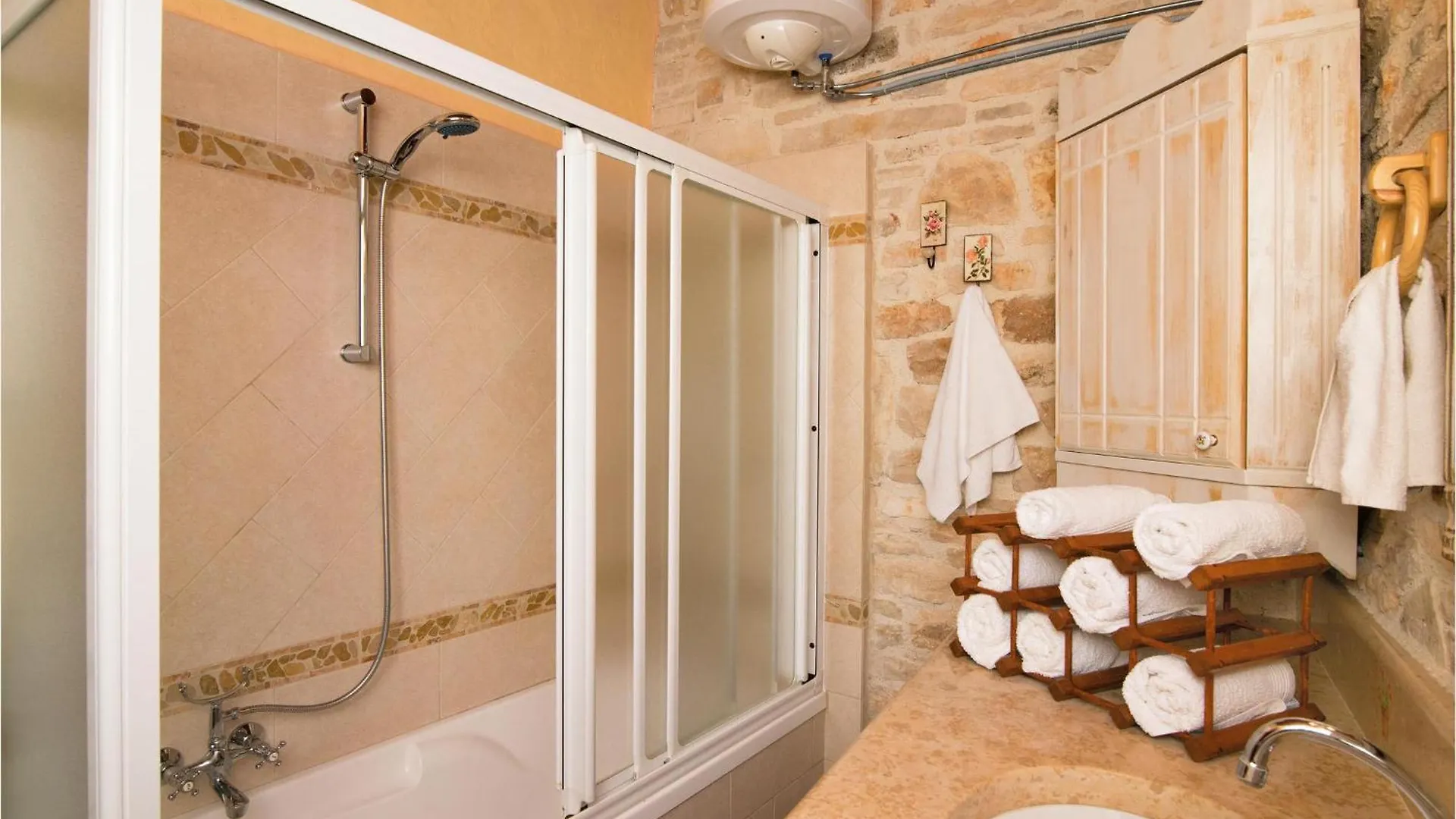 Lovely Home In Klarici With Kitchen Juršići